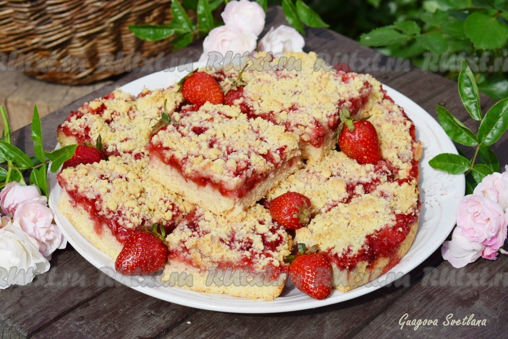 Фото 46 — Пирог с клубникой и ванилью