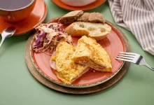 Photo of Омлет с помидорами и сыром