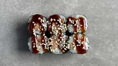 Photo of Роллы с лососем и авокадо