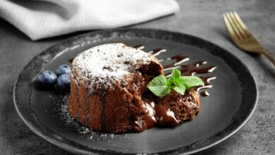 Photo of Шоколадный фондан с ванильным мороженым